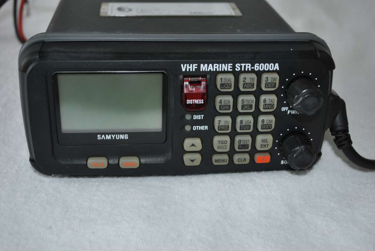 Samyung VHF DSC STR 6000A Skibselektro